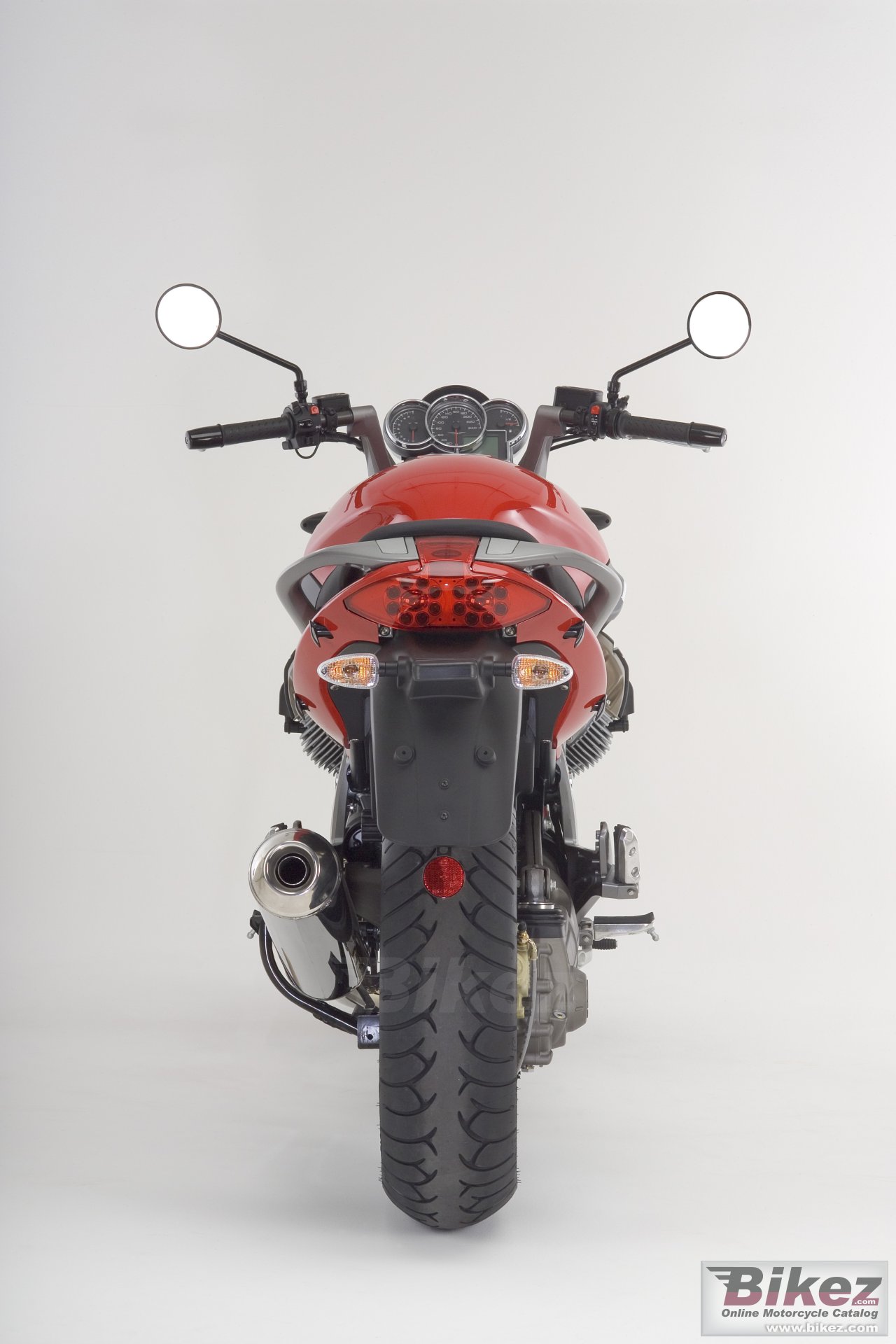 Big Moto Guzzi breva v 1100 picture and wallpaper from Bikez.com